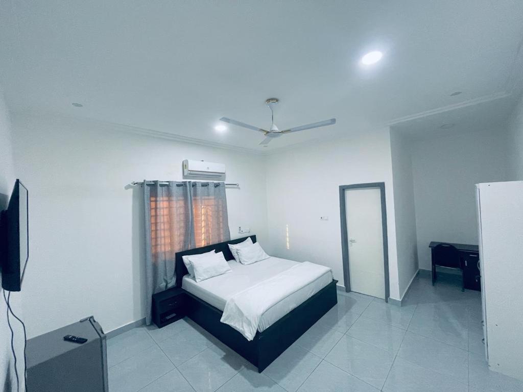 Rakka Guest House Adenta ภายนอก รูปภาพ