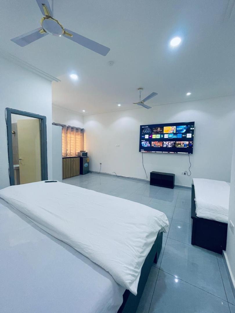 Rakka Guest House Adenta ภายนอก รูปภาพ