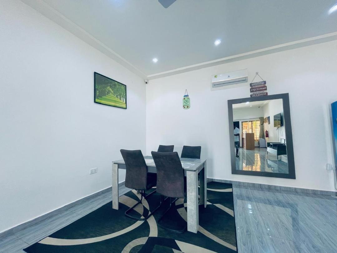 Rakka Guest House Adenta ภายนอก รูปภาพ